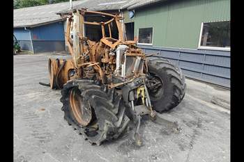 salg af Valtra N174 traktor