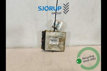 salg af John Deere 8400R  ECU