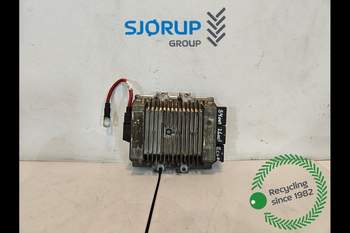 salg af John Deere 8400R  ECU