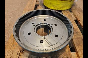 salg af Endandtrieb Vorderachse John Deere 8400R LINKS