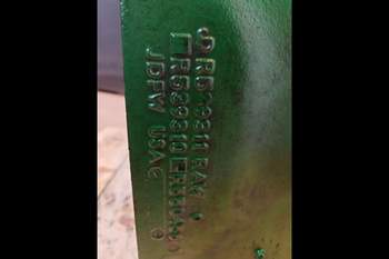 salg af Getriebegehäuse John Deere 8400R