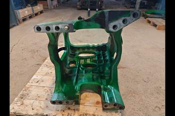 salg af Getriebegehäuse John Deere 8400R