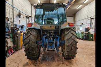 salg af Ford 8240 traktor
