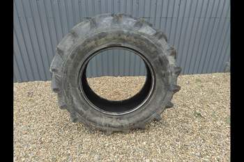 salg af Reifen Ford 8240 RECHT
