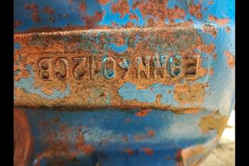 salg af Achstrichter Ford 8240 RECHT