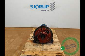 salg af Ford 8240 RIGHT Rear Half Axle