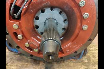 salg af Achstrichter Ford 8240 LINKS