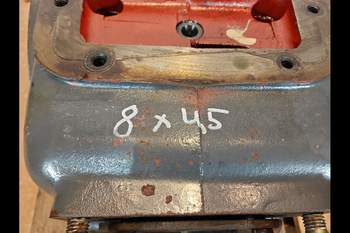 salg af Hinterachsen New Holland TS100