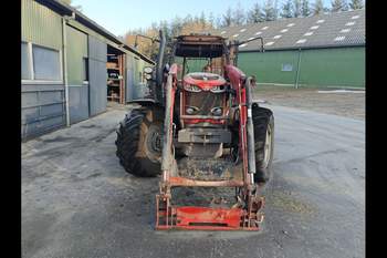 salg af Massey Ferguson 6718S traktor