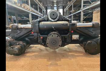 salg af Foraksel Massey Ferguson 7495