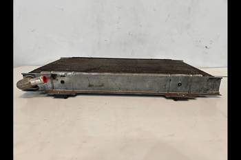 salg af Ölkühler Massey Ferguson 7495