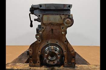 salg af Shortblock Massey Ferguson 7495