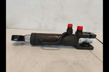 salg af Case Puma 160 Hydraulic Cylinder