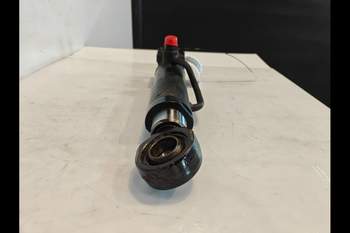 salg af Case Puma 160 Hydraulic Cylinder