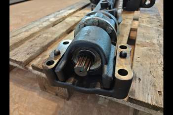 salg af Case Puma 160 Suspension support
