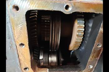 salg af Case Puma 160 Rear Transmission