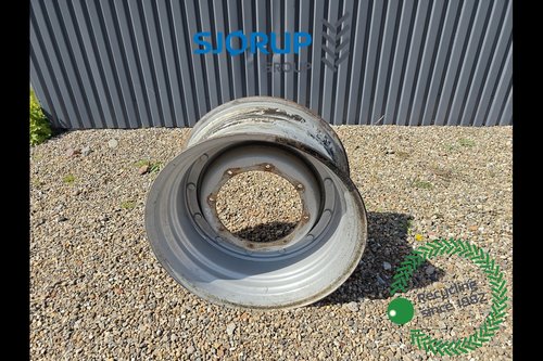 salg af Case Puma 160 LEFT Front Rim