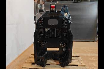 salg af Case Puma 160 Front axle support