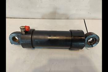 salg af Case Puma 160 RIGHT Lift Cylinder
