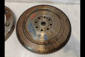 salg af Case Puma 160 Flywheel