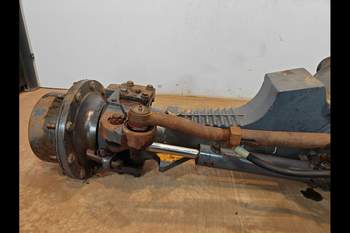 salg af Vorderachse New Holland 8870