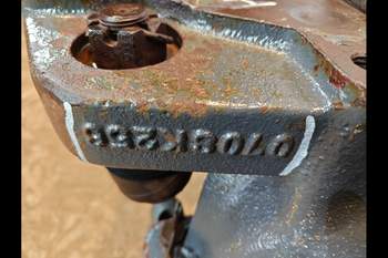 salg af Vorderachse New Holland 8870