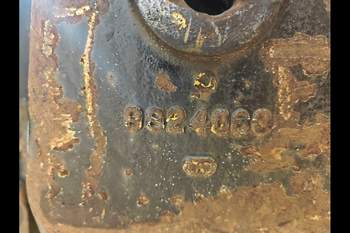 salg af Vorderachse New Holland G190