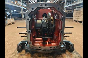 salg af Hinterachsen New Holland TM165 