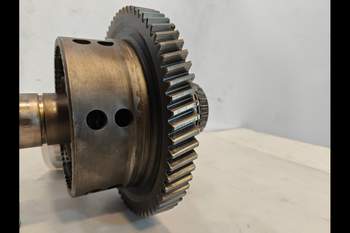 salg af Getriebe Teile New Holland TM165