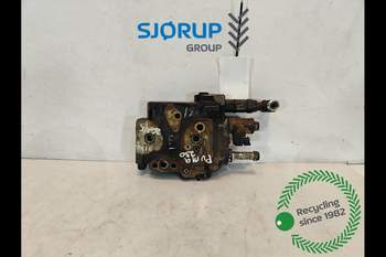 salg af Case Puma 230  Hydraulic lift valve