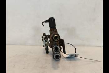 salg af Hydraulische Ventil Manitou MLT840-145 PS LITE