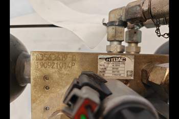 salg af Hydraulische Ventil Manitou MLT840-145 PS LITE