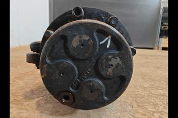 salg af Vorderachse Deutz-Fahr Agrotron M610