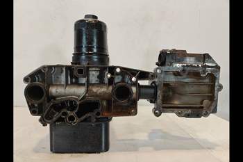 salg af Ölkühler Deutz-Fahr Agrotron M610