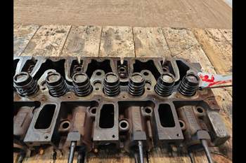 salg af Zylinderkopf Deutz-Fahr Agrotron M610