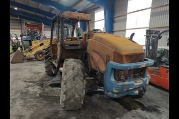 salg af zerlegte Teleskoplader New Holland LM445A