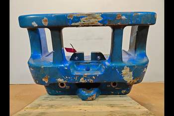 salg af Gewicht New Holland LM445A