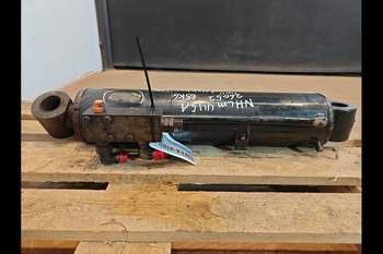 salg af Hydraulische Zylinder New Holland LM445A