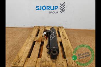 salg af New Holland LM445A  Hydraulic Cylinder