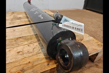 salg af Bomcylinder New Holland B115D