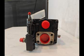 salg af Hydraulikpumpe New Holland B115D