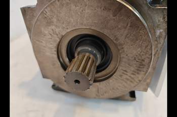 salg af Hydraulikpumpe New Holland B115D