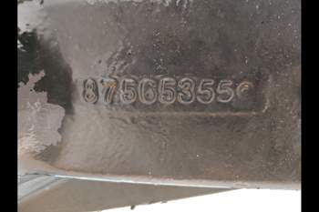 salg af Vorderachse New Holland T6.175
