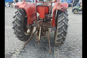 salg af Massey Ferguson 165 traktor