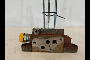 salg af Fod New Holland T5.105