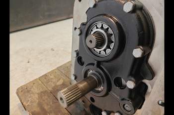 salg af Gearkasse New Holland T5.105