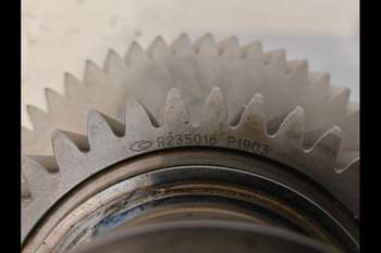 salg af Getriebe Teile John Deere 8320R