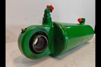 salg af Hubzylinder John Deere 8320R RECHT