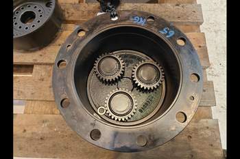 salg af John Deere 6150 M LEFT Front axle final drive