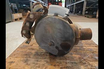 salg af John Deere 6150 M  Exhaust system catalyst